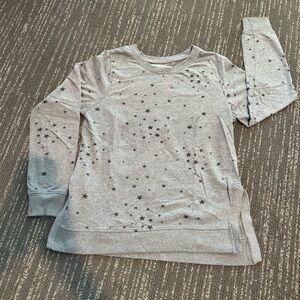 WALLFLOWER Stars Slit Side Thin Sweatshirt